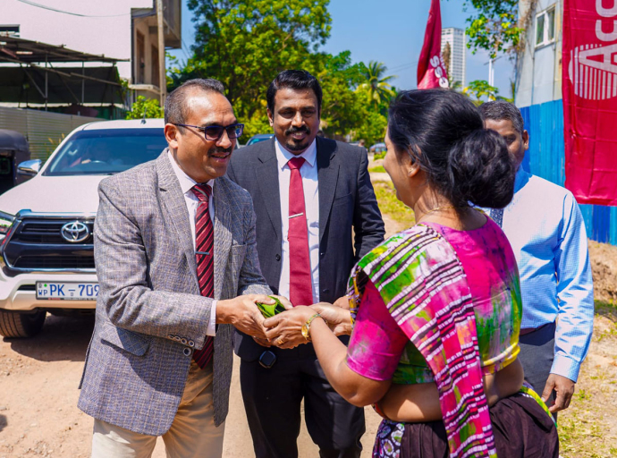 නාගරික සංවර්ධනයේදී ඉහළ පාන්තිකයින්ට මෙන්ම සාමාන්‍ය ජනතාවටත් කොළඹ ලස්සන විය යුතුයි - අමාත්‍ය බිමල් රත්නායක 