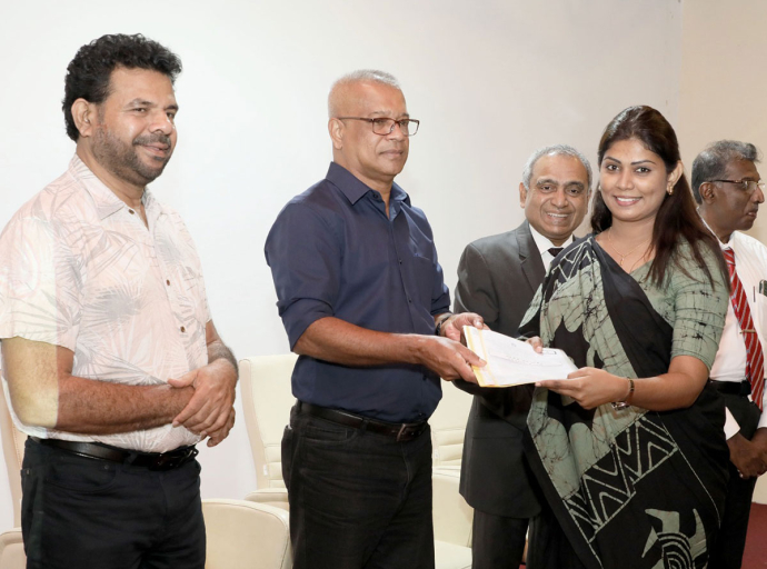ශ්‍රී ලංකා සත්ව නිෂ්පාදන හා සෞඛ්‍ය සේවයේ නවක පත්වීම් ප්‍රධානය කෙරේ
