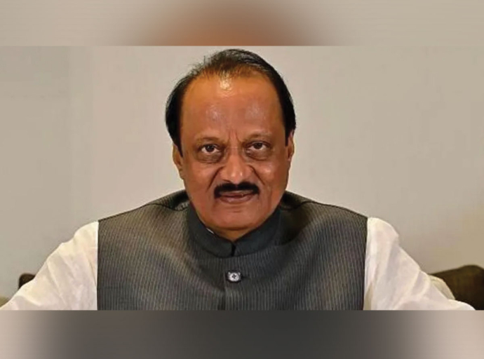 ඉන්දීය මහාරාෂ්ට්‍ර ප්‍රාන්තයේ නියෝජ්‍ය මහ ඇමැති ගුවන් අනතුරකින් මරුට