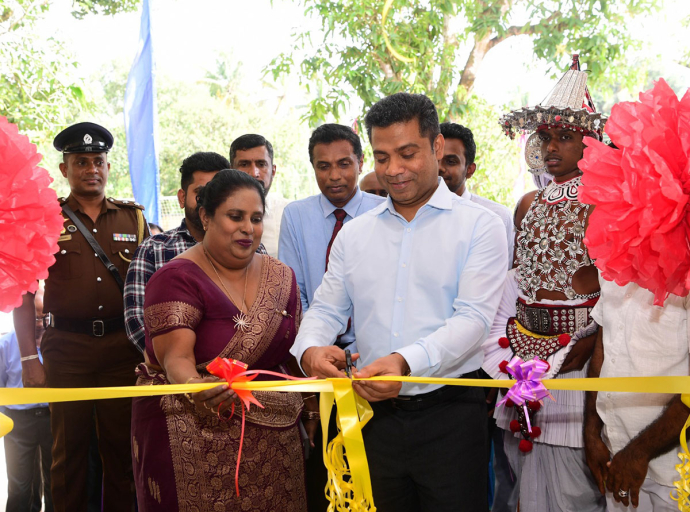 ඉත්තෑපාන දිස්ත්‍රික් රෝහලේ නව බාහිර රෝගී අංශය සහ හදිසි ප්‍රතිකාරය ඒකකය ජනතා අයිතියට   