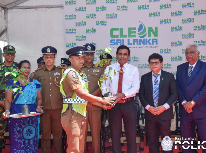 78 වන ජාතික නිදහස් දිනයට සමගාමීව පොලිසියෙන් පැළ 25,000ක් රෝපණය කිරීමට පියවර