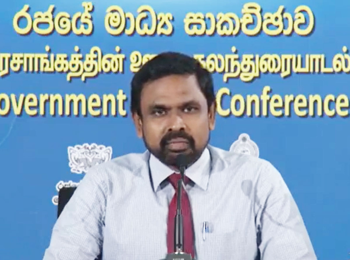 මාදැල් ඇදීමට වින්ච් යාන්ත්‍ර භාවිතා කිරීමට නීත්‍යානුකූල අවසරයක් ලබාදී නැහැ -  ධීවර හා ජලජ සම්පත් දෙපාර්තමේන්තුවේ අධ්‍යක්ෂ ජනරාල් සුසන්ත කහවත්ත