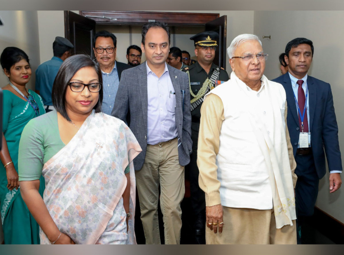 ශ්‍රී සර්වඥ ධාතූන් වහන්සේ 11 වෙනි බදාදා දින නැවත ඉන්දියාවට වැඩම කරවීම වෙනුවෙන් ඉන්දීය දූත පිරිසක් මෙරටට