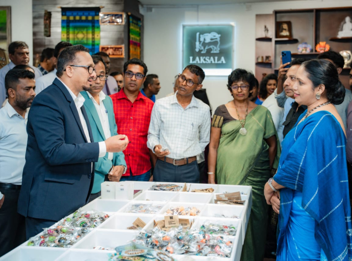 ලක්සල 14 වැනි ශාඛාව මීගමුවේදී විවෘත කෙරේ