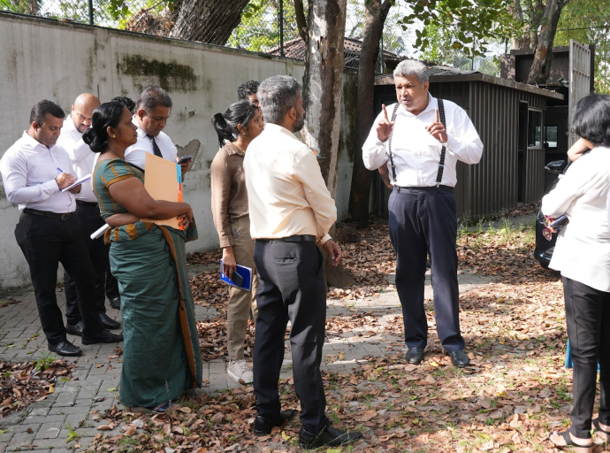 හිටපු අමාත්‍ය නිල නිවාසවල උසාවි පිහිටුවීම කඩිනම් කිරීමට අධිකරණ ඇමතිගෙන් උපදෙස්
