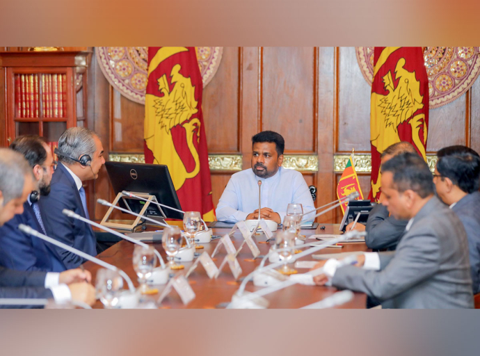 පාකිස්තාන අභ්‍යන්තර කටයුතු අමාත්‍යවරයාගේ මෙරට සංචාරය සහ පාකිස්තාන ජාතික ක්‍රිකට් කණ්ඩායමේ පැමිණීම ශ්‍රී ලංකා- පාකිස්තාන මිත්‍රත්වය තවදුරටත් ශක්තිමත් කරනවා - ජනපති	