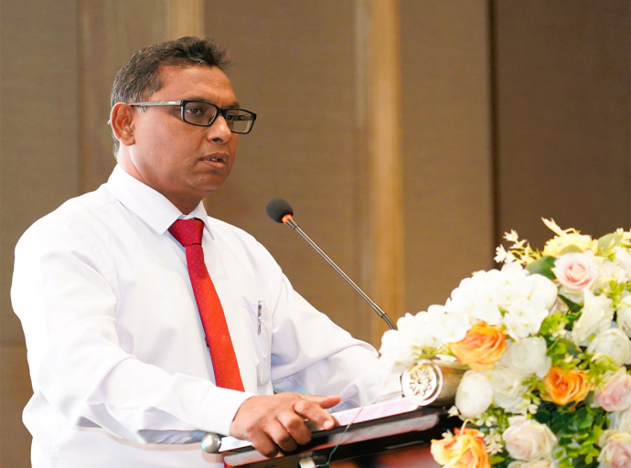 දිළිඳුකම තුරන් කිරීමේ ඉලක්ක ජයගත හැක්කේ ග්‍රාමීය නිෂ්පාදන ඉහළ නැංවීමෙන් පමණි –ඇමති උපාලි පන්නිල