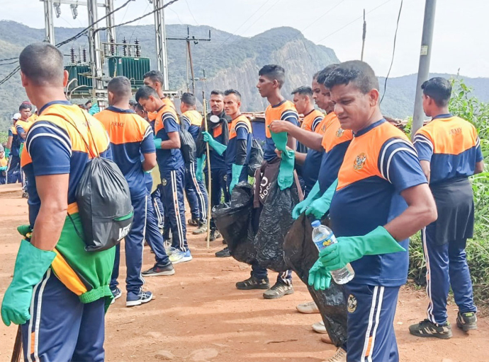 සමනොළ සිරි - හරිත වන්දනා ජාතික වැඩසටහන සාර්ථකව ඇරඹෙයි