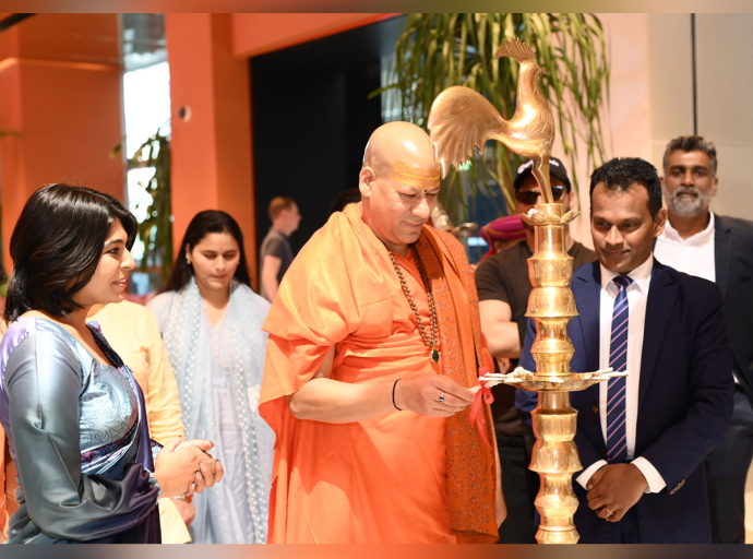 සංස්කෘතික සබඳතා ශක්තිමත් කරමින් ඉන්දීය ආගමික දූත පිරිසක් දිවයිනට