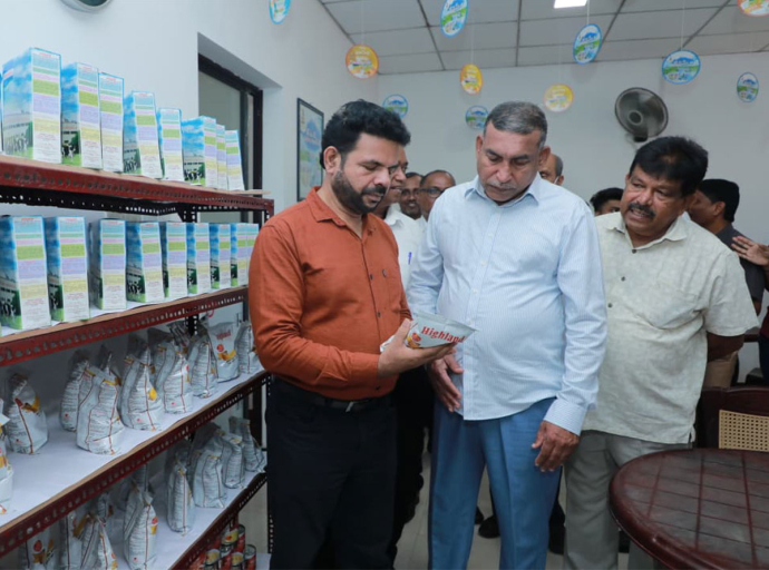 “එක මිටට ගොවි බිමට” වැඩසටහන් මාලාව මාවතගමදී