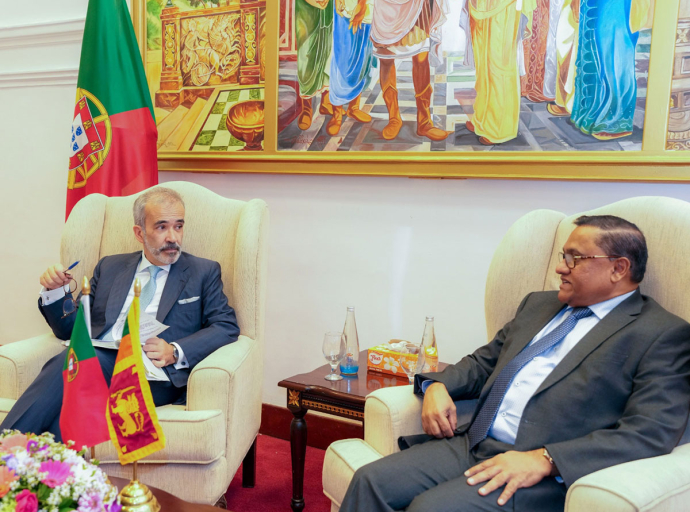 පෘතුගීසි පාලන කාලයේ ගෙනගිය පෞරාණික දෑ නැවත ලබා දීමට ක්‍රමවේදයක් සකස් කරන ලෙස අමාත්‍ය විජිත හේරත්ගෙන් පෘතුගාල විදේශ ඇමතිට යෝජනා