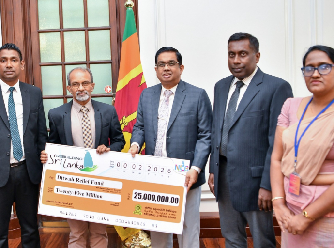 ‘Rebuilding Sri Lanka’ අරමුදලට ජාතික ලොතරැයි මණ්ඩලයෙන් මූල්‍යමය පරිත්‍යාගයක්