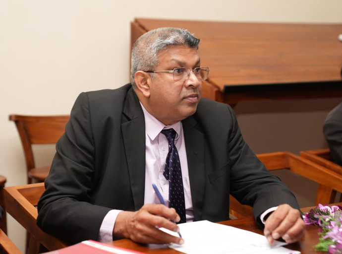 අධිකරණ ක්ෂේත්‍රයේ පවතින්නේ අද ඊයේ ඇති වු ගැටලු නොවේ - අධිකරණ අමාත්‍ය 