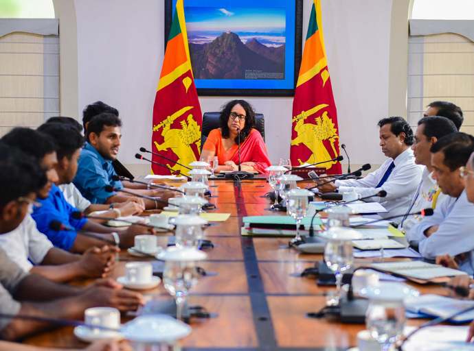 වෛද්‍ය අධ්‍යාපනය පිළිබඳ ප්‍රතිපත්තියක් සකස් කිරීමට කමිටුවක් පත් කරන්න - අග්‍රාමාත්‍ය ආචාර්ය හරිනි අමරසූරිය