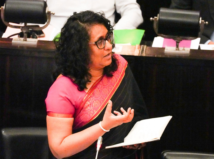 කාන්තාවන්ගේ ශ්‍රමය ඇගයෙන සාධාරණ සමාජයක් සහ සුරැකුම් ආර්ථිකයක් වෙනුවෙන් ජාතික සුරැකුම් පද්ධතියක් සැකසීම ඉතා වැදගත්