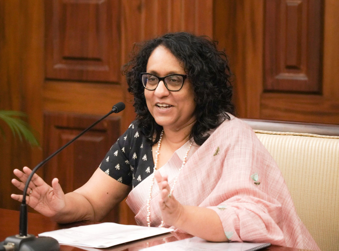 මත්ද්‍රව්‍ය ගැටලුවට බිම් මට්ටමේ සිට ප්‍රතිඵල ළඟා කර ගැනීමට කටයුතු කළ යුතුයි - අගමැතිනිය