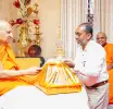 2026 අලුත් අවුරුදු නැකැත් සීට්ටුව මහා සංඝරත්නය වෙත පිළිගන්වයි