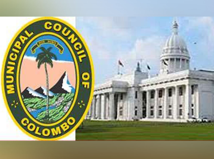 කොළඹ මහා නගර සභාව වාහන ගාල් කිරීමේදී ගාස්තු අය කිරීම් තාවකාලිකව අත්හිටුවයි