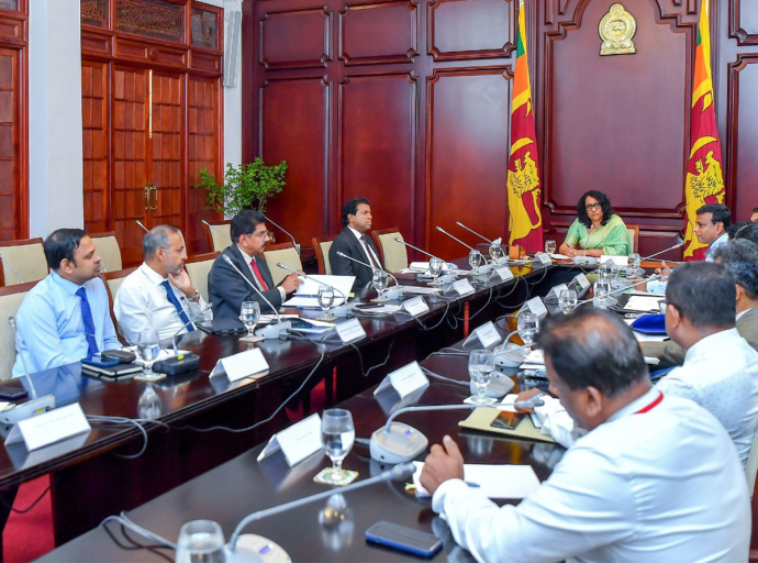 රාජ්‍ය සේවය ක්‍රමානුකූලව පවත්වාගෙන යෑම සඳහා පත් කළ අමාත්‍ය මණ්ඩල කමිටුව රැස්වෙයි