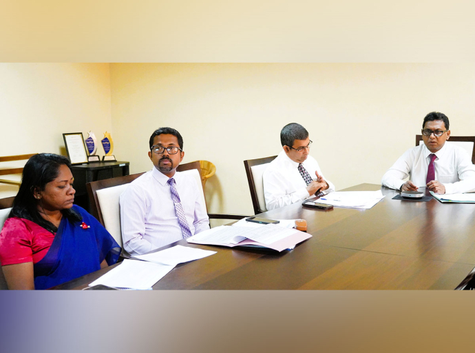 සමාජ යටිතල පහසුකම් ප්‍රතිෂ්ඨාපනය සඳහා අමාත්‍යාංශ මට්ටමින් ගෙන ඇති ක්‍රියාමාර්ග පිළිබඳ විමර්ශනය කෙරේ
