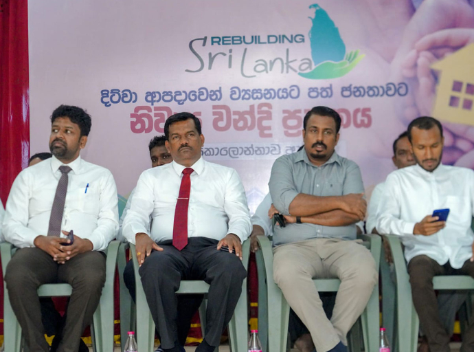 කොලොන්නාවේ දිට්වා ව්‍යසනයෙන් අර්ධ වශයෙන් නිවාස හානි වූ නිවාස හිමියන් 1,253 කට වන්දි‍