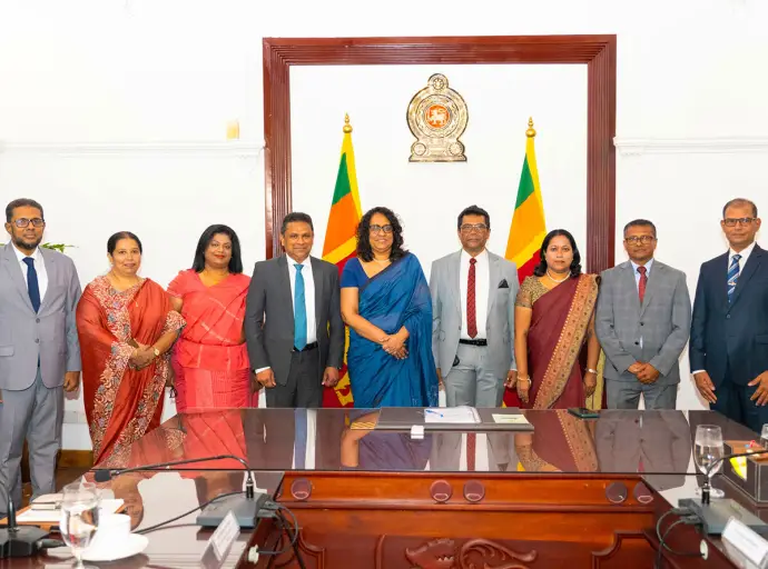 අභිනවයෙන් පත් වූ දූත මණ්ඩල ප්‍රධානීන් අග්‍රාමාත්‍යතුමිය හමුවෙයි