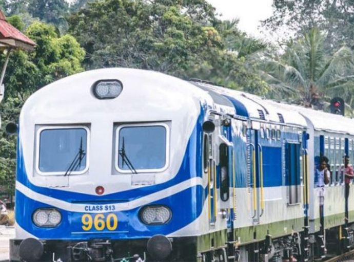 යාපනය කන්කසන්තුරය දුම්රිය ධාවනය අද සිට යළි ඇරඹේ