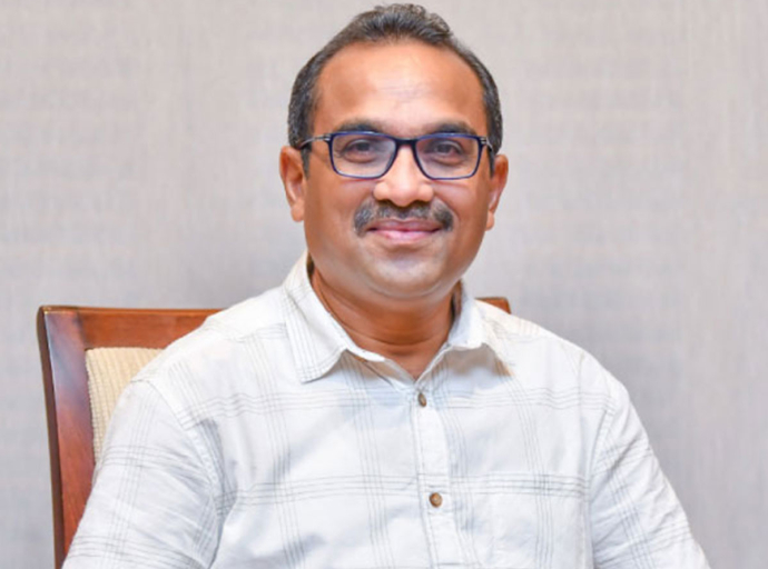 උත්සව සමයේ වගකීමෙන් යුතුව රිය ධාවනය කරන්න - ප්‍රවාහන ඇමති