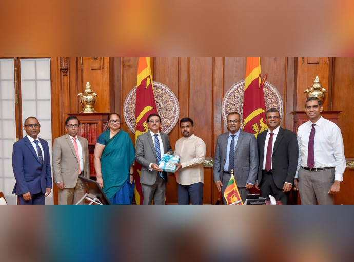 ශ්‍රී ලංකා මහ බැංකුවේ  වාර්තා ද්විත්වයක් ජනපතිට පිළිගන්වයි
