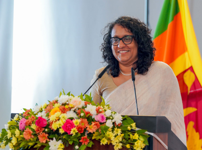 දරුවෙකුට ආදරය, රැකවරණය ලබා දෙන විශ්වාසදායක තැනක් බවට පාසල පත් කිරීම අපේ අරමුණයි