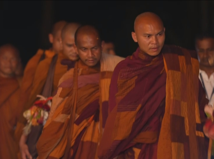 දඹුල්ලෙන් ඇරඹි සාම පාගමනේ පළමු දිනය මාතලේ අළුවිහාරයෙන් සාර්ථකව අවසන්