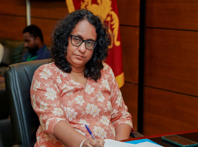 ශ්‍රී ලංකා උසස් තාක්ෂණ අධ්‍යාපන ආයතනයේ ආචාර්යවරුන්ගේ වෘත්තතීය සහ පරිපාලන ගැටලු පිළිබඳව අග්‍රාමාත්‍යවරියගේ අවධානය 