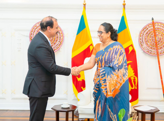 අග්‍රාමාත්‍යතුමිය සහ පකිස්ථාන මහ කොමසාරිස්වරයා අතර හමුවක්