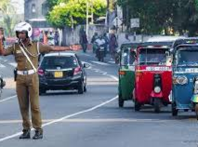 මාලදිවයින් ජනපතිගේ  නිල සංචාරය හේතුවෙන් කොළඹට විශේෂ රථවාහන සැලැස්මක්
