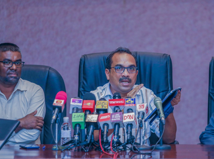දුර ගමන් බස් සඳහා Online ක්‍රමයට ආසන වෙන් කිරීමේ වෙබ් අඩවියක්