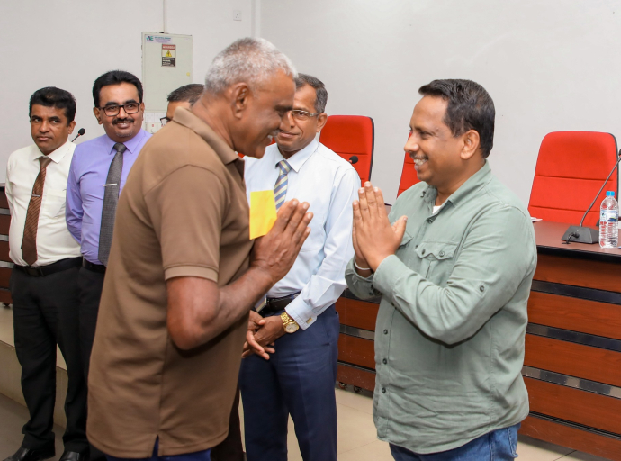 උමා ඔය ව්‍යාපෘතිය හේතුවෙන් ඉඩම් අහිමි වූවන්ට වන්දි පිරිනැමේ