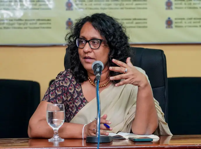 සංශෝධනය වන උසස් පෙළ වෘත්තීය විෂය ධාරාව සැකසීමේ ක්‍රියාවලිය අග්‍රාමාත්‍යවරියගේ අධීක්ෂණයට 