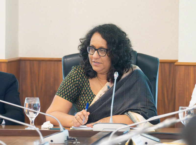 කොළඹ දිස්ත්‍රික් ඩෙංගු මර්දන කමිටුව අග්‍රාමාත්‍යතුමියගේ ප්‍රධානත්වයෙන් රැස්වෙයි