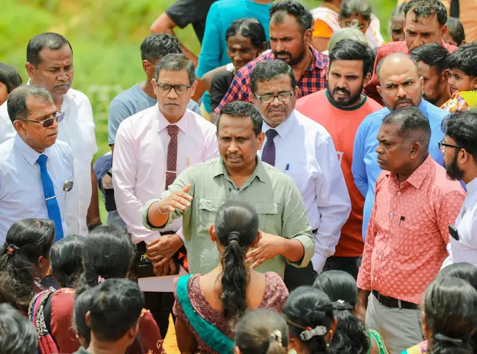 "මලෛයග මහිල්ච්චි" වැඩසටහන යටතේ වැලිමඩ බෝව වත්තේ නව නිවාස ව්‍යාපෘතියට මුල්ගල් තැබේ