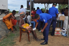 කතරගම පාද යාත්‍රා බැතිමතුන්ට නාවික හමුදාවෙන් සත්කාර