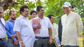 පරාක‍්‍රම සමුද්‍රයේ සුන්දරත්වය වනසා දමන කැළි කසළ ගැටලුව ජනපතිගේ දැඩි අවධානයට