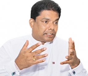 අග්‍රාමාත්‍යවරයා සමගින් ස්ථාවර ආණ්ඩුවක් හෙටත් - කැබිනට් මාධ්‍ය ප්‍රකාශක