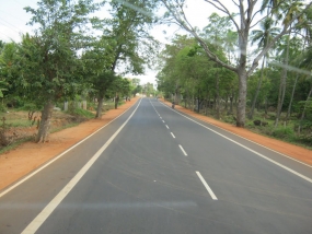 I – Road යටතේ කෑගල්ලේ මාර්ග 63 ක් සංවර්ධනය කෙරේ