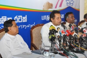 විධායක අගමැති ලෙස පාර්ලිමේන්තුවට එන්නට චන්ද්‍රිකා මැතිනියට කෑදරකමක් - ජයන්ත කැටගොඩ