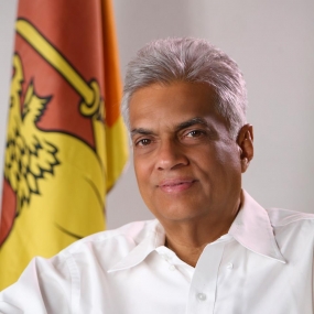 අයිවෝ ඩෙනිස් මහතාගේ සමුගැනීම සුවිශේෂ හඬ පෞරුෂයක අහිමිවීමක් - අගමැති