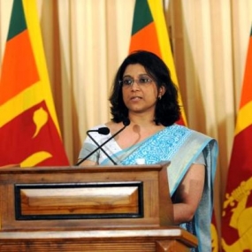 පැරීස් නුවර ප්‍ර‍හාරයෙන් ශ්‍රී ලංකිකයින්ගේ අනතුරු වාර්තා වී නැහැ- විදේශ අමාත්‍යාංශය