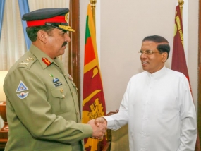 පාකිස්තාන යුධ හමුදා මාණ්ඩලික ප්‍රධානී සහ ජනපති අතර හමුවක්