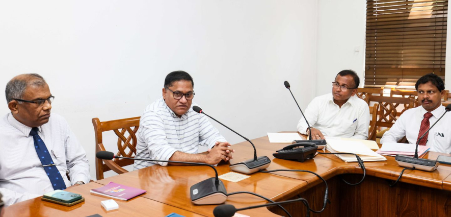 ජාතික චිත්‍රපට සංස්ථාව නූතන යුගයට සරිලන පරිදි සකස්‌ කළයුතුයි -  ජනමාධ්‍ය අමාත්‍ය විජිත හේරත්‌ මහතා