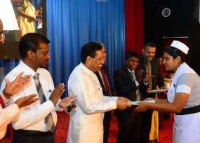 හෙද හෙදියන් 50,000 දක්වා වැඩි කිරිමට අවධානය