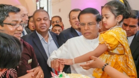 මා ආපසු යන්නේ රට වෙනුවෙන් බොහෝ දේ දිනාගෙන – ජනපති ඔස්ටි‍්‍රයාවේ වෙසෙන ශී‍්‍ර ලාංකිකයින්ට කියයි